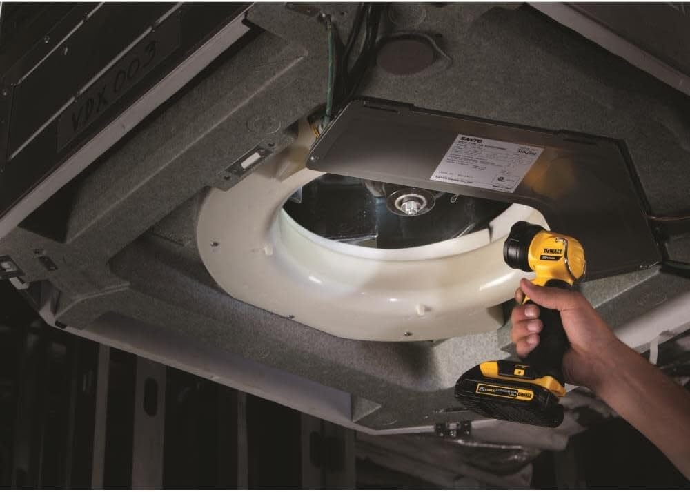 DEWALT 20V MAX* LED Work Light/Flashlight (DCL040)