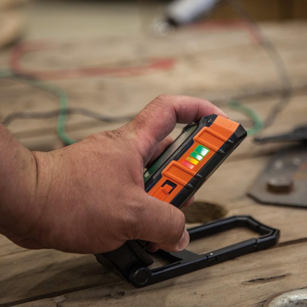 Rechargeable Flashlight / Worklight with Kickstand and Carabiner