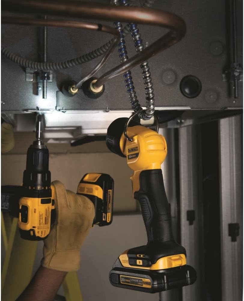 DEWALT 20V MAX* LED Work Light/Flashlight (DCL040)