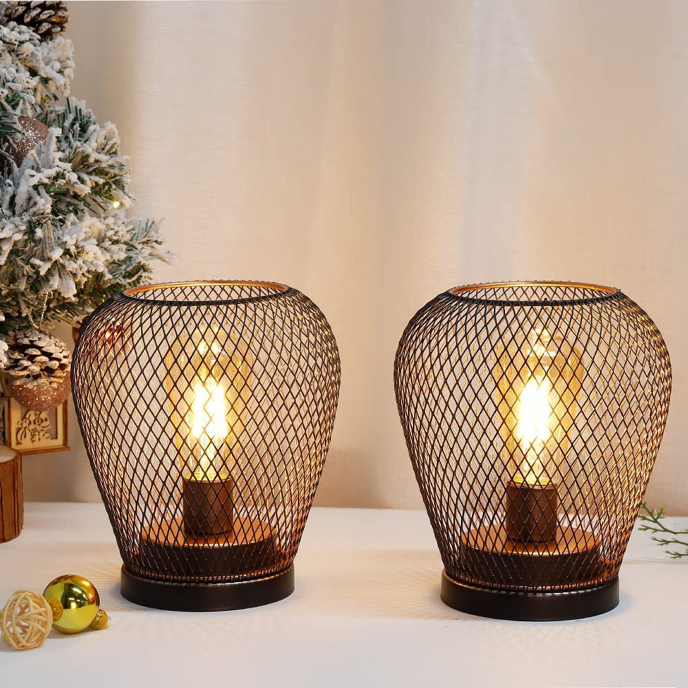 Set of 2 Metal Cage LED Lantern Battery Powered,Cordless Accent Light with LED Edsion Style Bulb.Great for Weddings,Parties,Patio,Events for Indoors Outdoors（Diamond Shape)